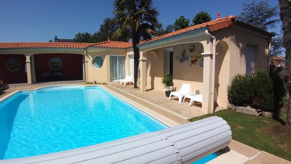 A La Topaze #Gite Calme #3 Pers #Piscine Privee #Cholet #Wifi Haut Debit #Preau #Cholet #Parc Japonais #Puy Du F Ou Le May-sur-Evre Buitenkant foto